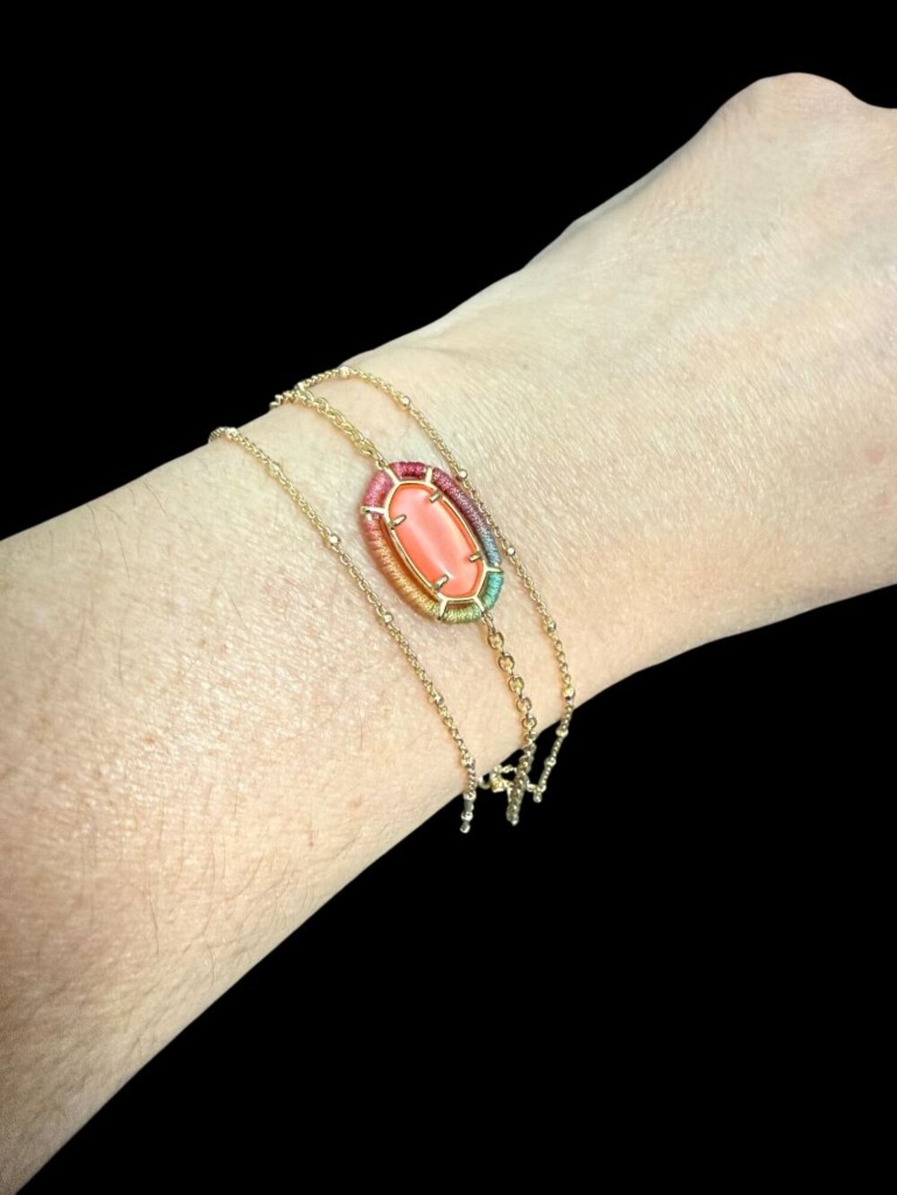 Kendra Scott Threaded Elaina Gold Multi-Strand Bracelet In Coral Illusion - Picture 2 of 6